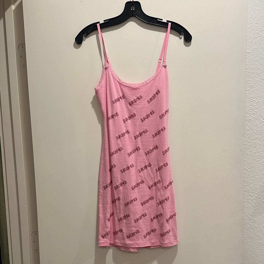 SKIMS Pink Logo Patterned Dress